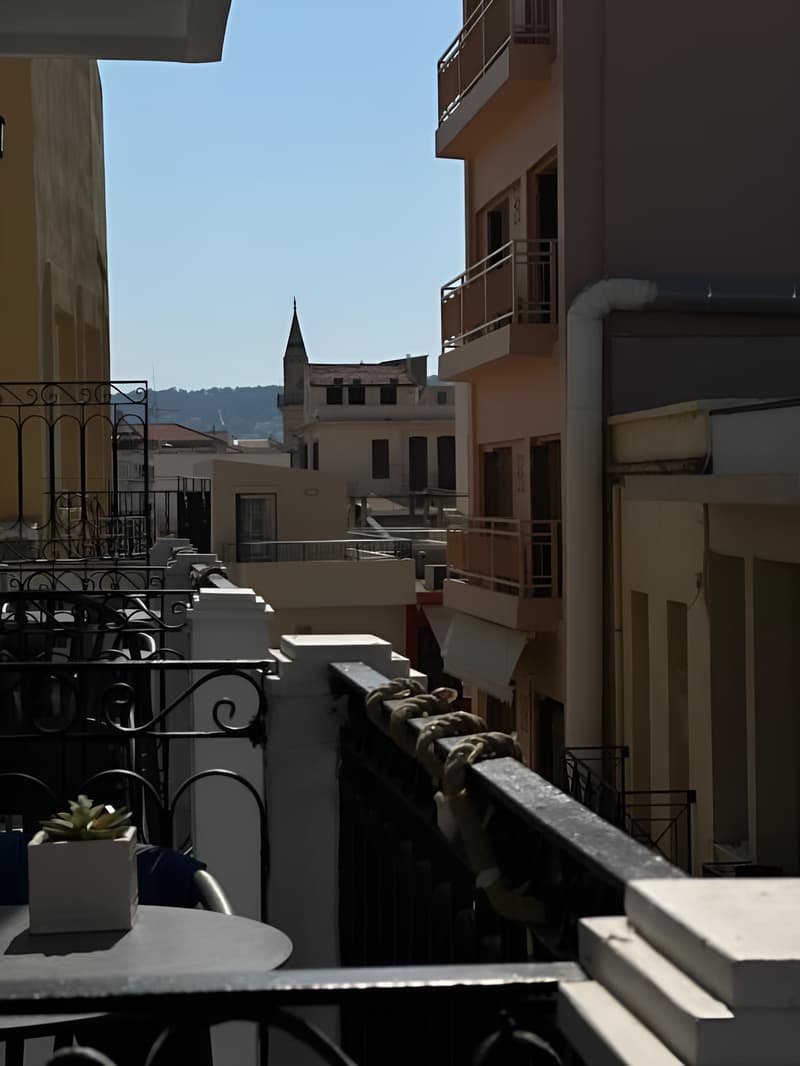 Metropolitan Pearl Boutique Hotel