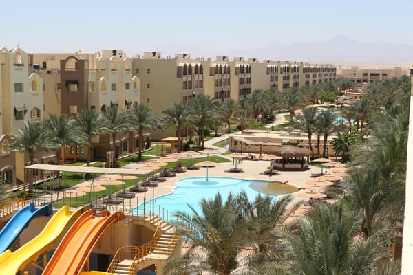 El Karma Aqua Beach Resort-1