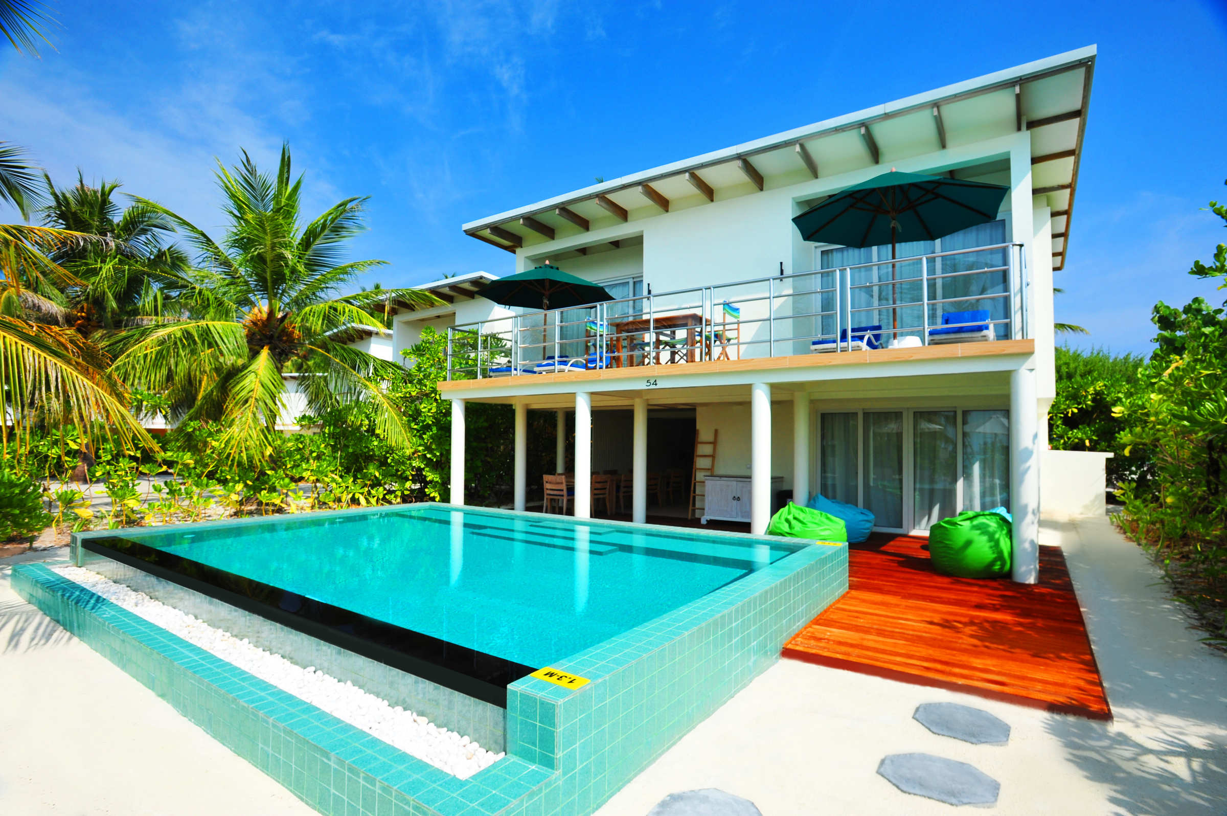 Holiday Inn Resort Kandooma Maldives