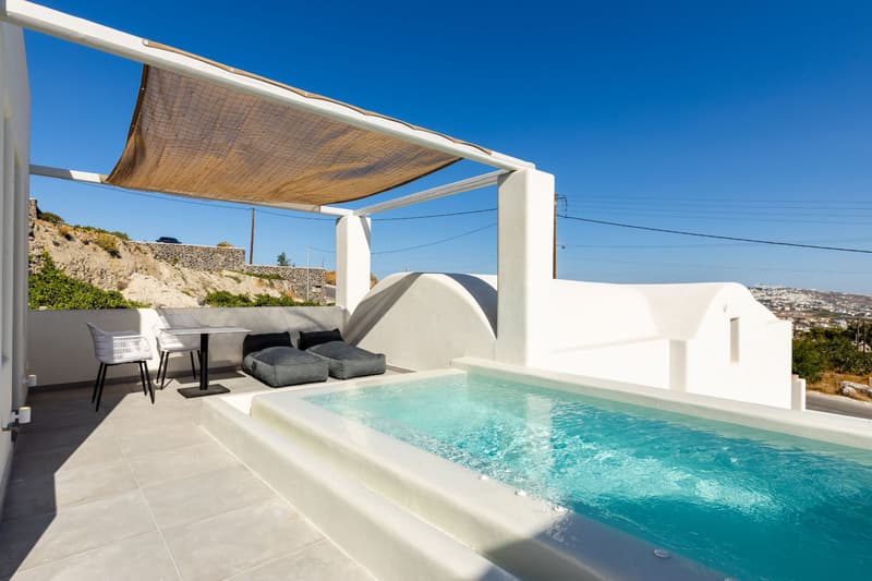 Serapias Suites