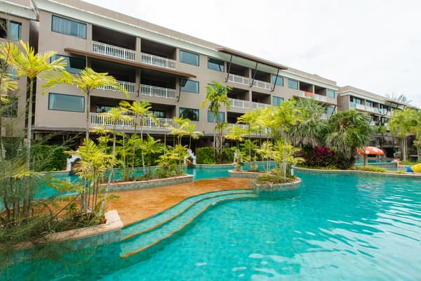 Maikhao Palm Beach Resort-1