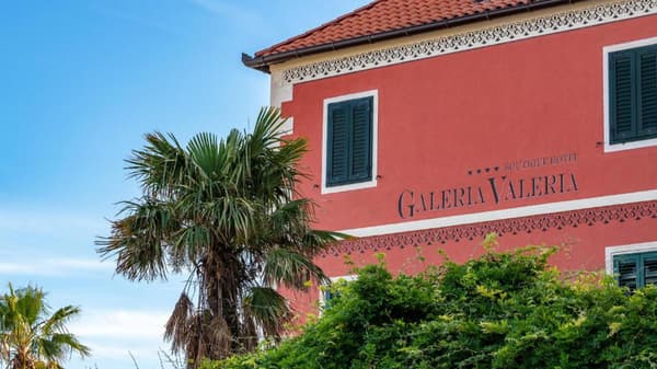 Galeria Valeria Downtown - Quaint & Elegant Hotels-1