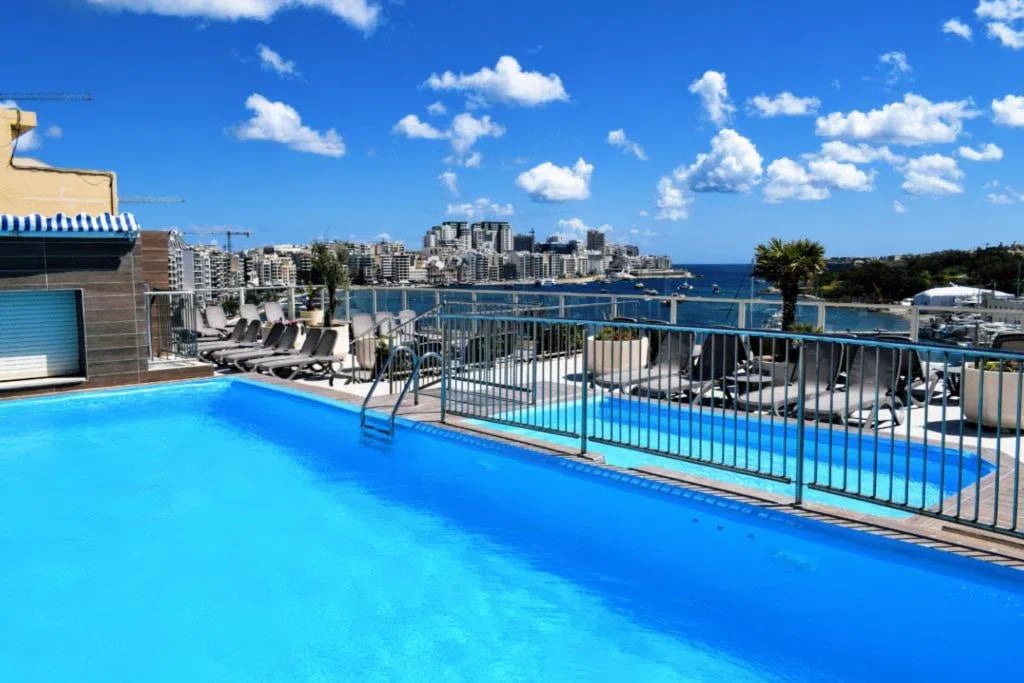 Bayview Hotel & Appartements - Hotel