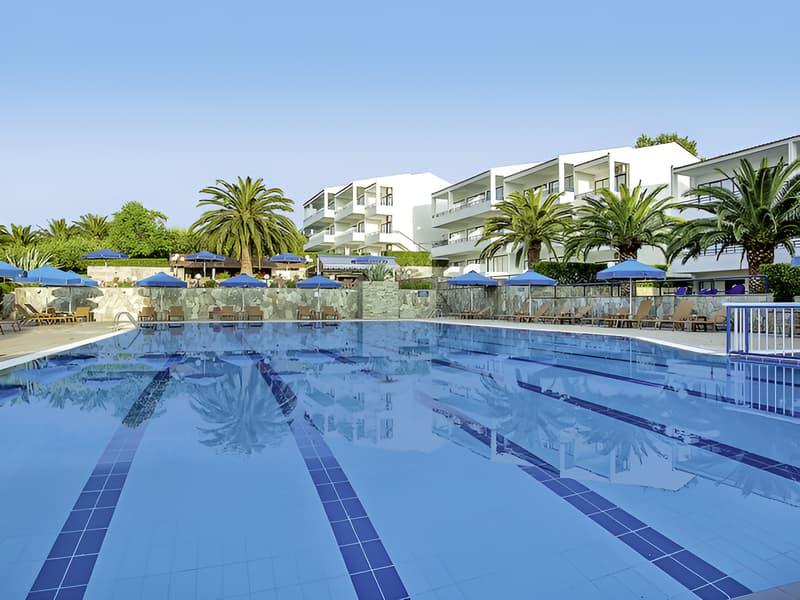 Xenios Port Marina Hotel