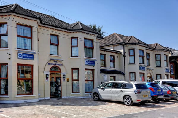 Best Western Hotel Ilford-1