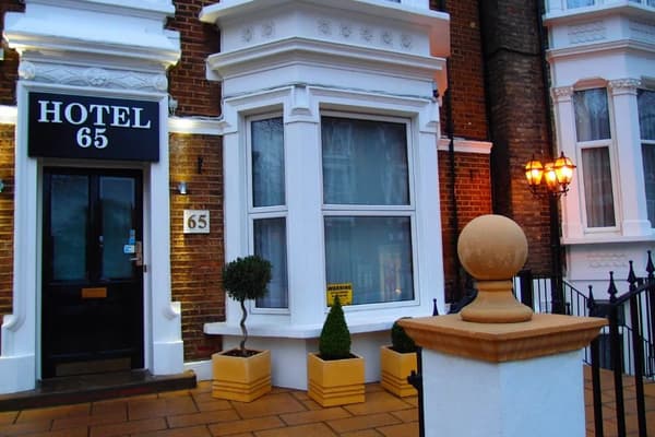 Hotel 65-1