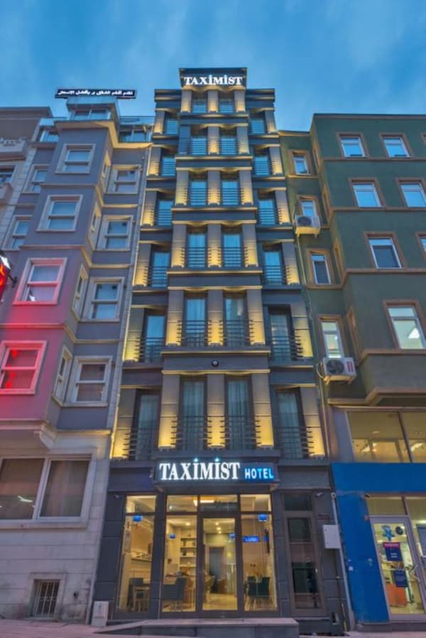 Taximist Hotel-1