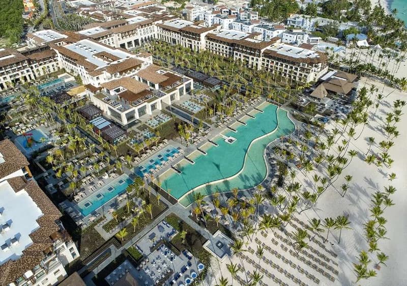 Unique Club at Lopesan Costa Bávaro Resort