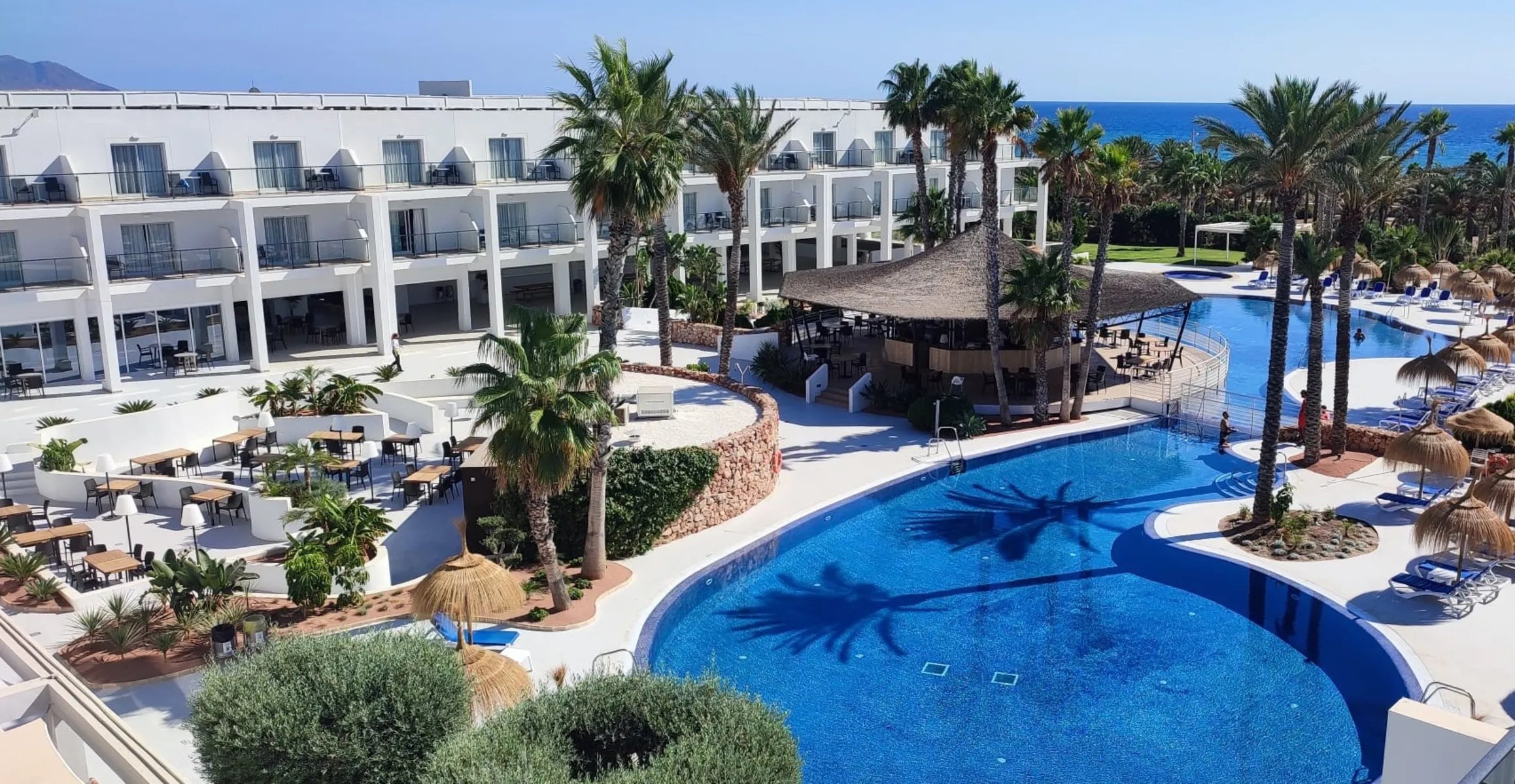 Hotel Cabogata Jardín