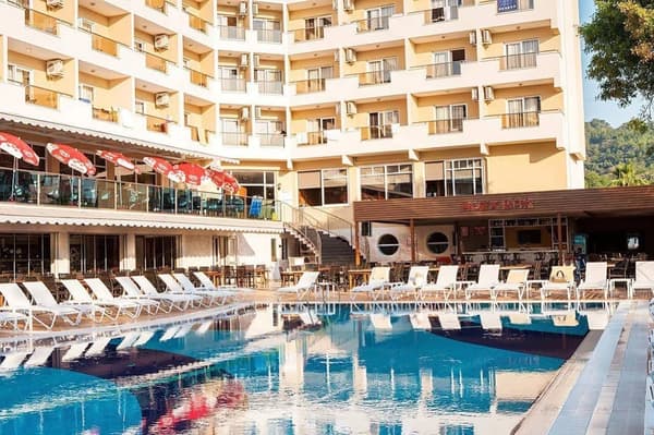 Prestige Garden Hotel-1