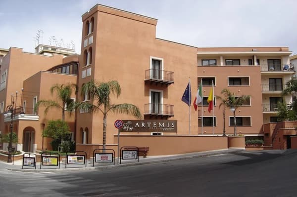 Artemis Hotel-1