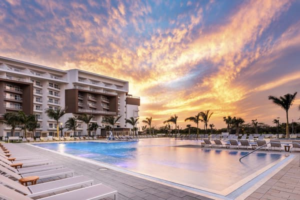 Embassy Suites by Hilton Aruba Resort-1