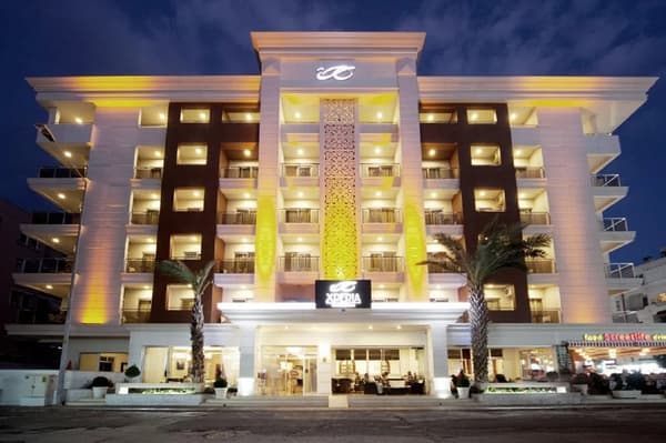 Xperia Grand Bali Hotel-1