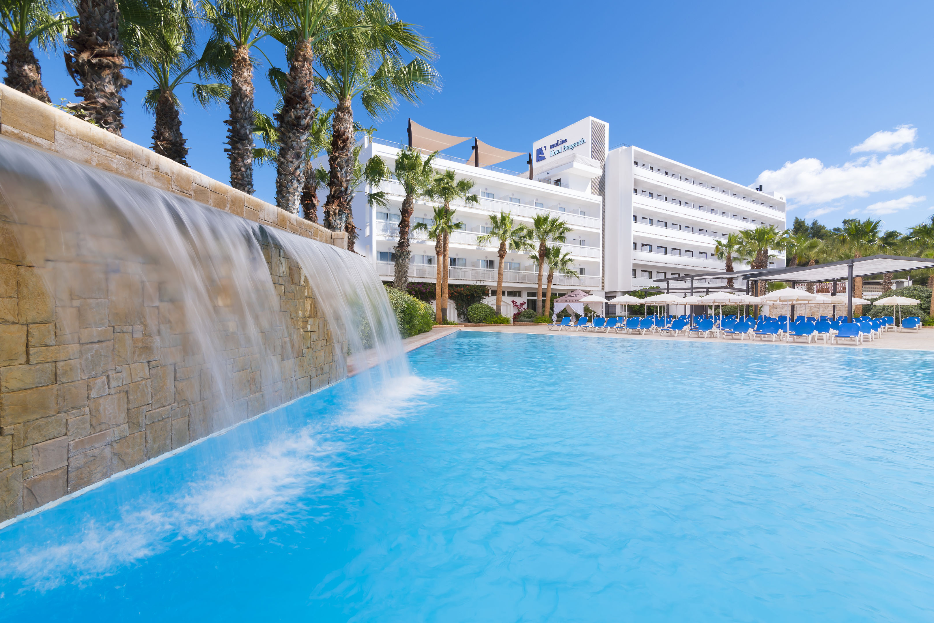 Azuline Hotel Bergantin