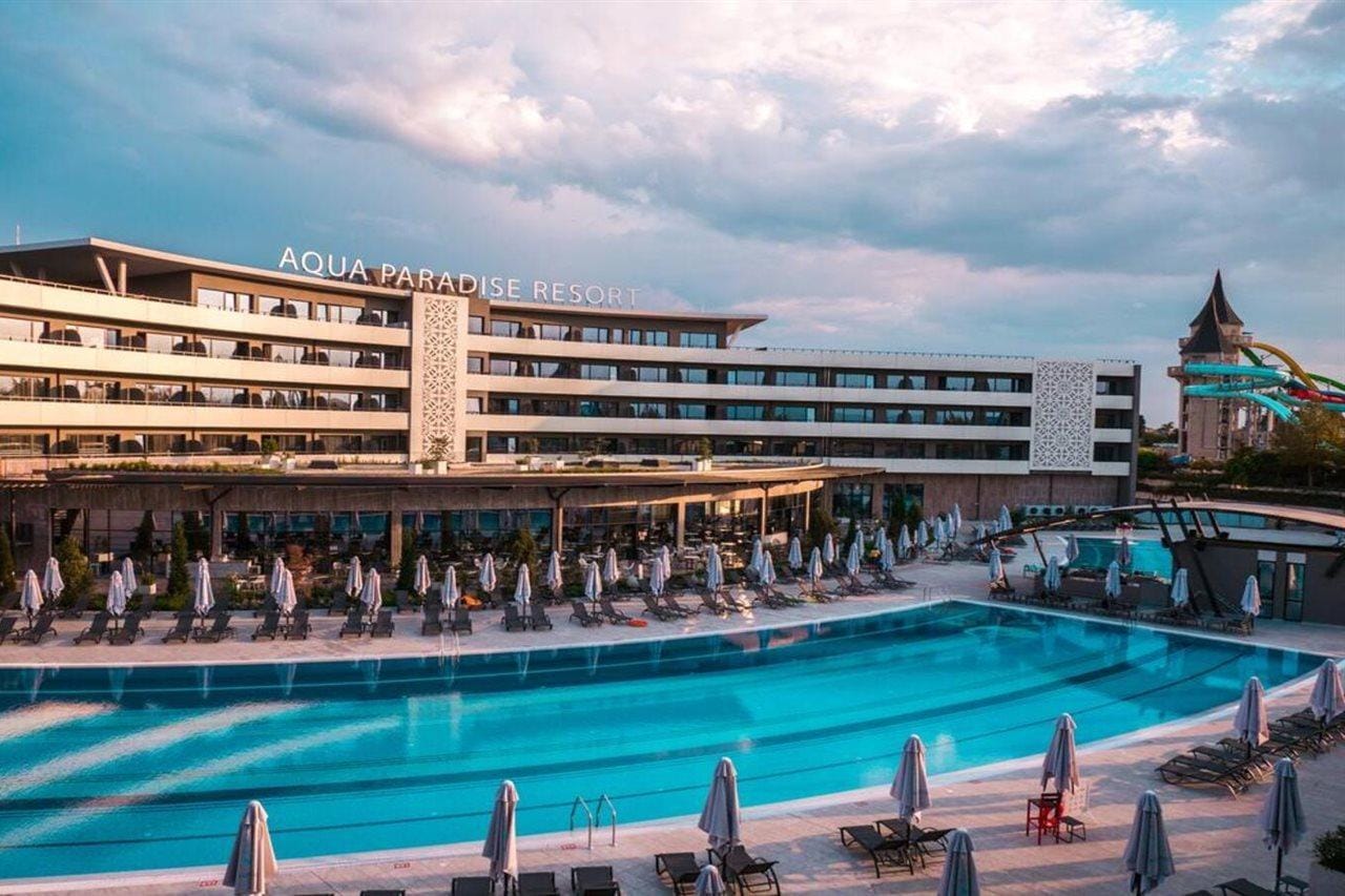 Aqua Paradise Hotel