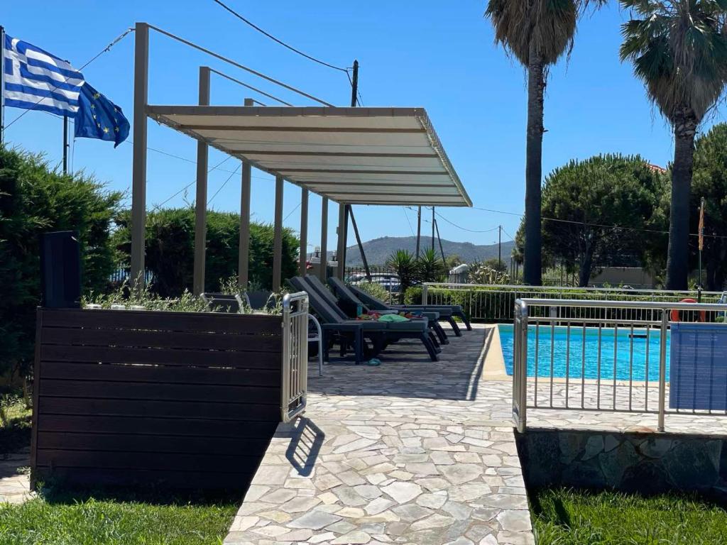 Ariadnes Holiday Accommodation