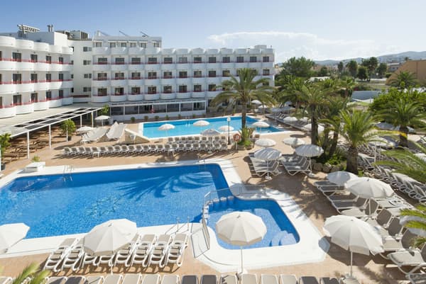 Coral Star Apartments-1