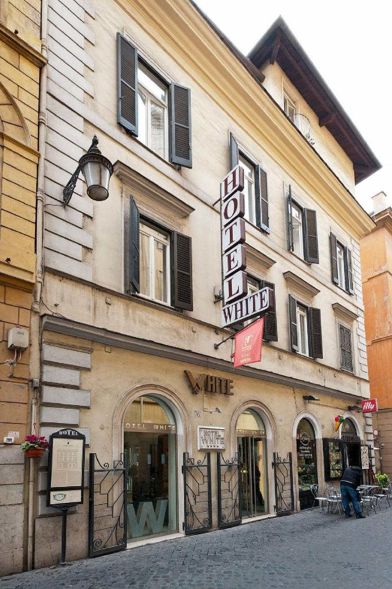 impressie Hotel White