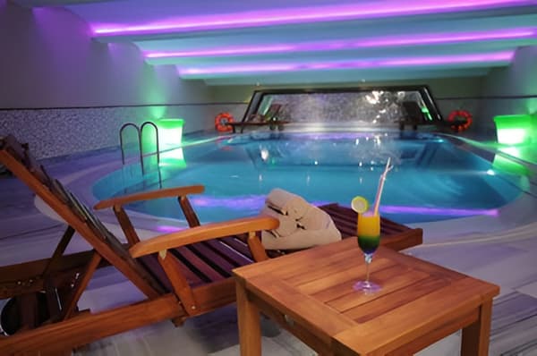 Crowne Plaza Istanbul Old City-1