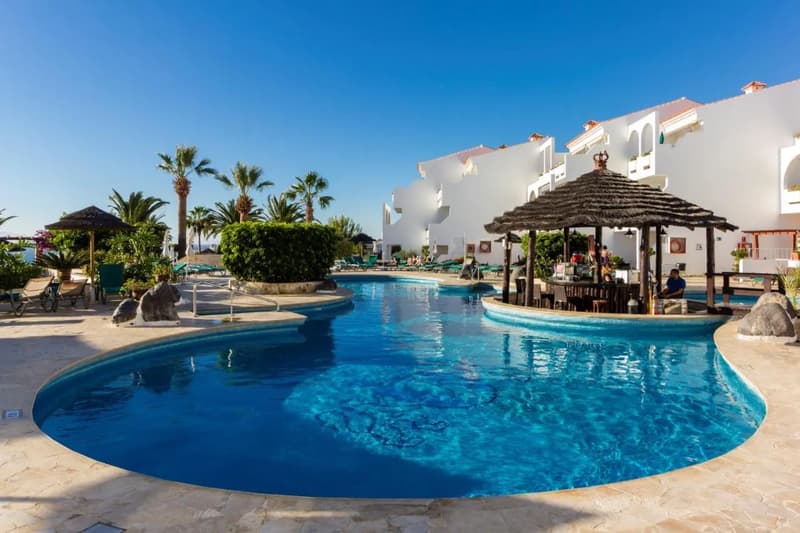 Regency Torviscas Appartementen & Suites