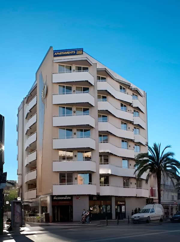 Apartaments Lloret Sun-1