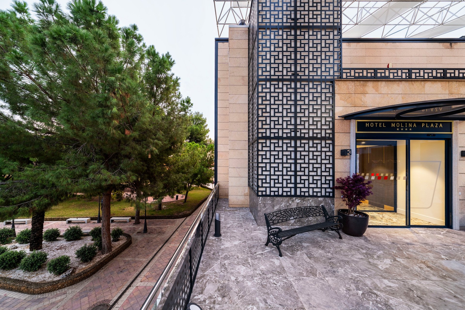 Asa Molina Plaza
