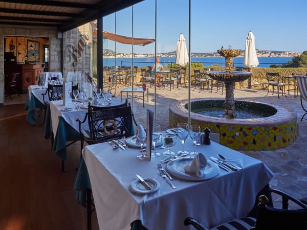 Hotel Petit Cala Fornells-1