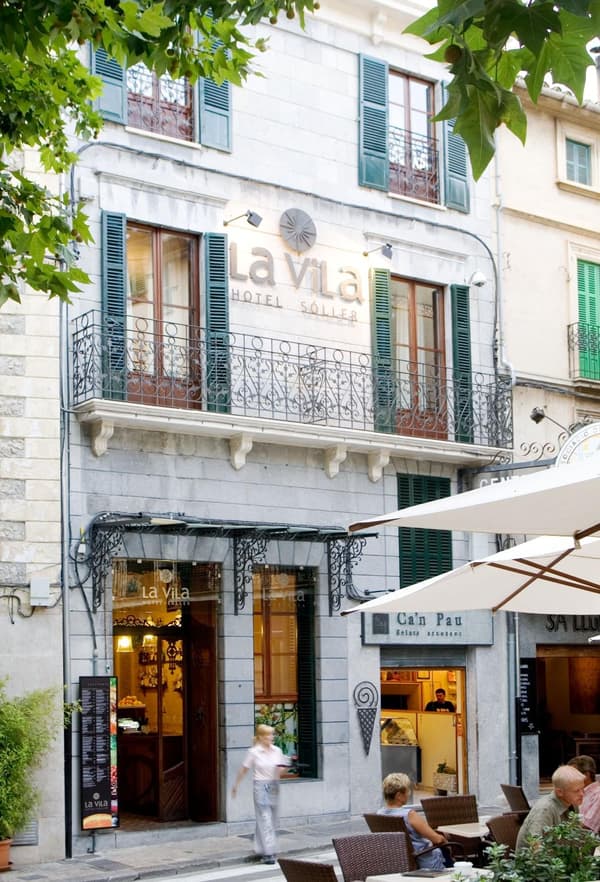 La Vila-1