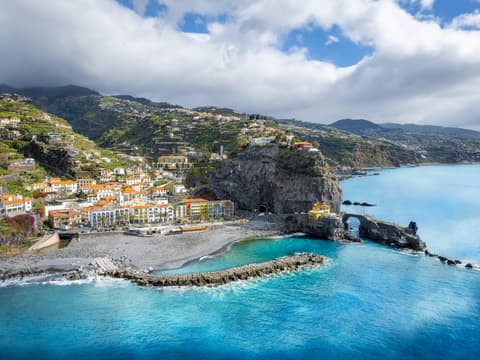 Vakantie boeken naar Calheta