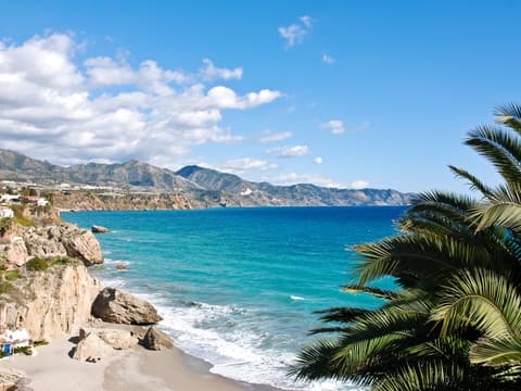 De 6 mooiste stranden van de Costa del Sol