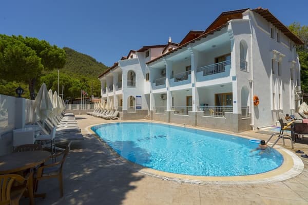 Arya Otel-1
