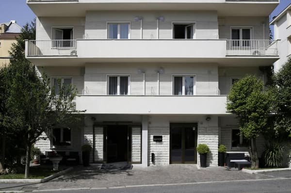 Hotel Club House Roma-1