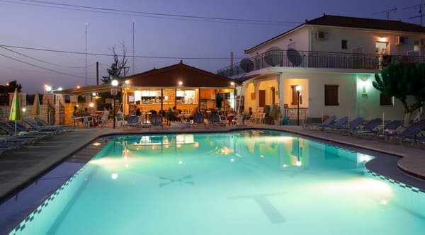 Tassia Studios-1