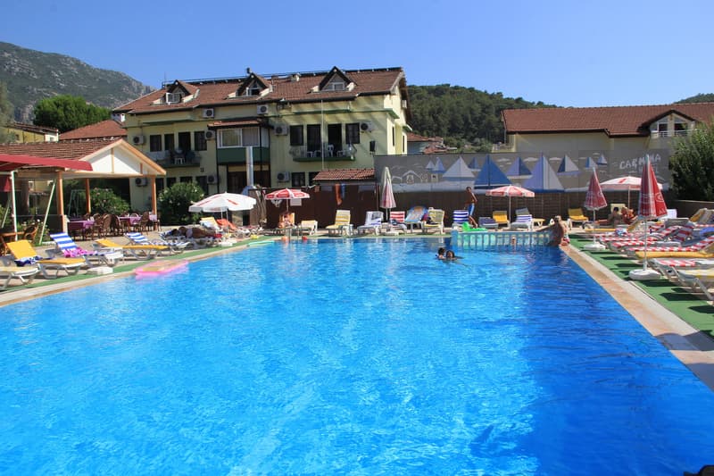 Hotel Carmina