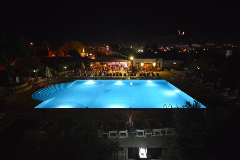 Saray Hotel