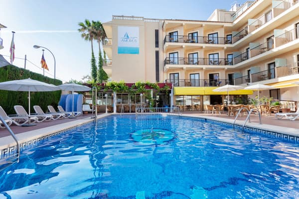 Amoros Hotel-1