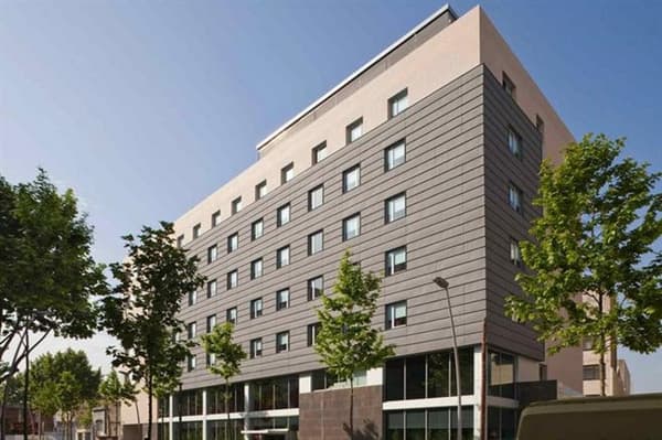 ibis Barcelona Pza Glories 22-1