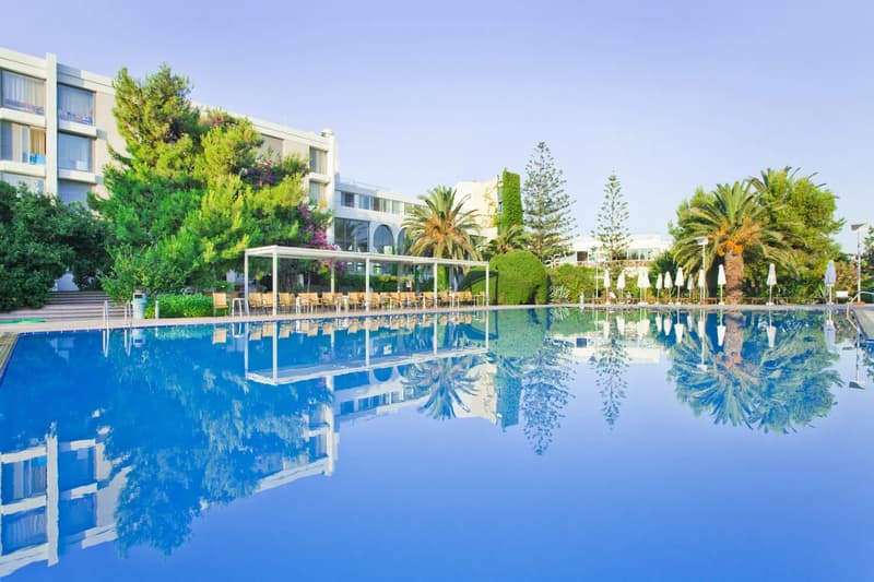 Caravia Beach Hotel