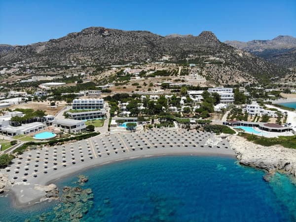 Kakkos Bay Hotel & Bungalows-1