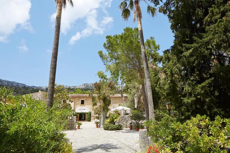 L’Hermitage Hotel & Spa