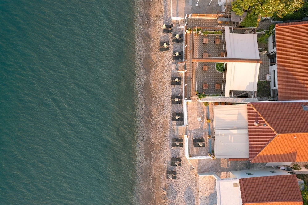 Potokaki Beachfront