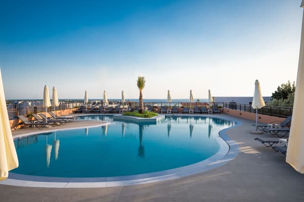 Hotel Pyriá-1