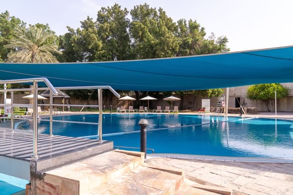 Estay Inn-1