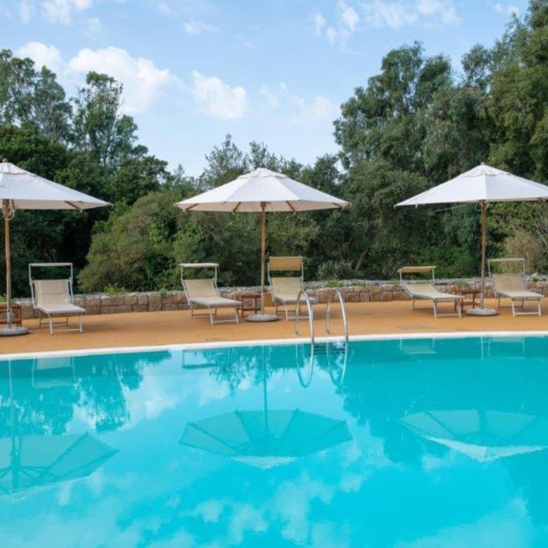 S'ena Hotel