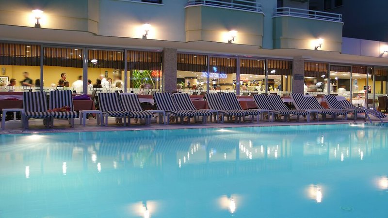 Sealine Hotel