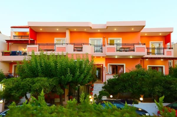 Melinas House-1