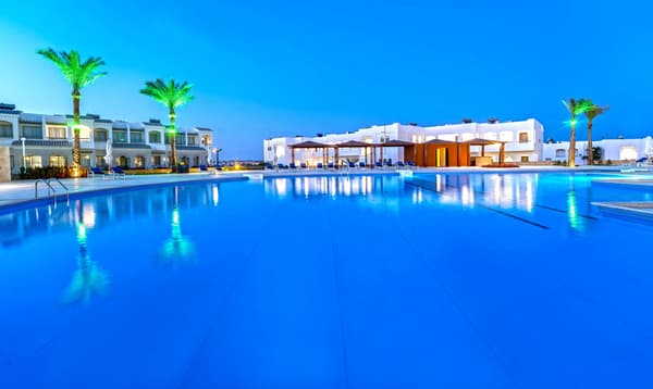 Coral Beach Tiran-1