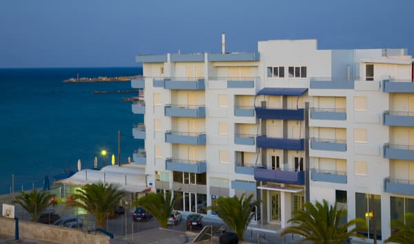 Astron Hotel-1