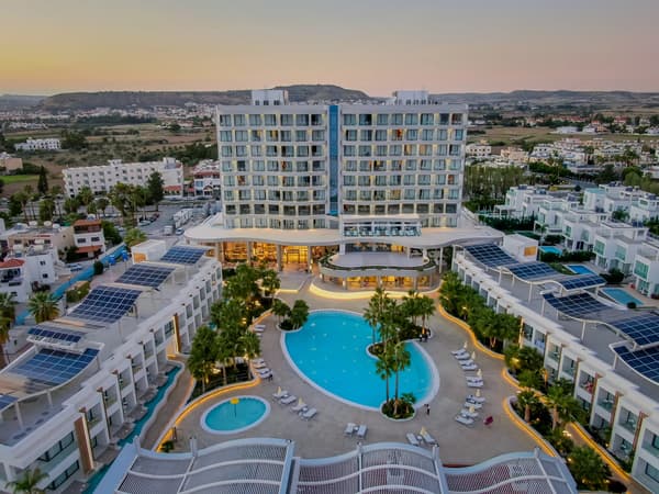 Radisson Beach Resort Larnaca-1