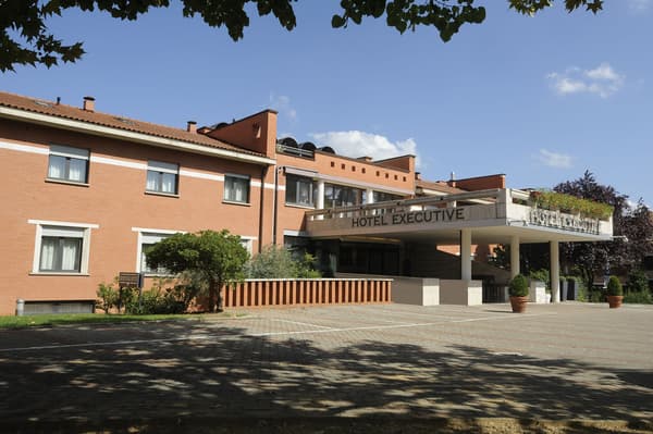 Hotel Executive-1